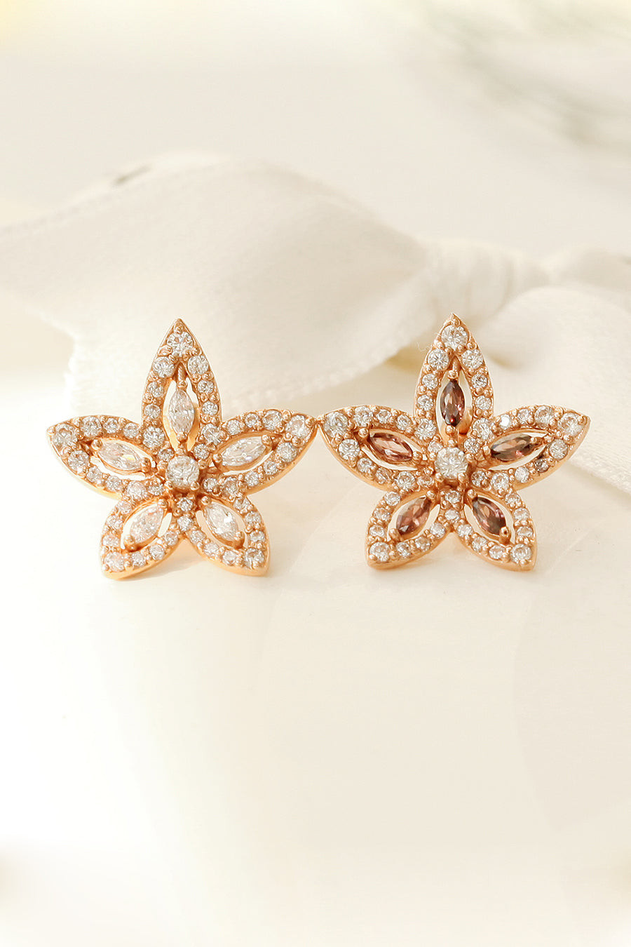 14K金 ゴールド 花 ヘリックス 軟骨 アンチトラガス アウター インナーコンク イヤリング ピアス ラブレット