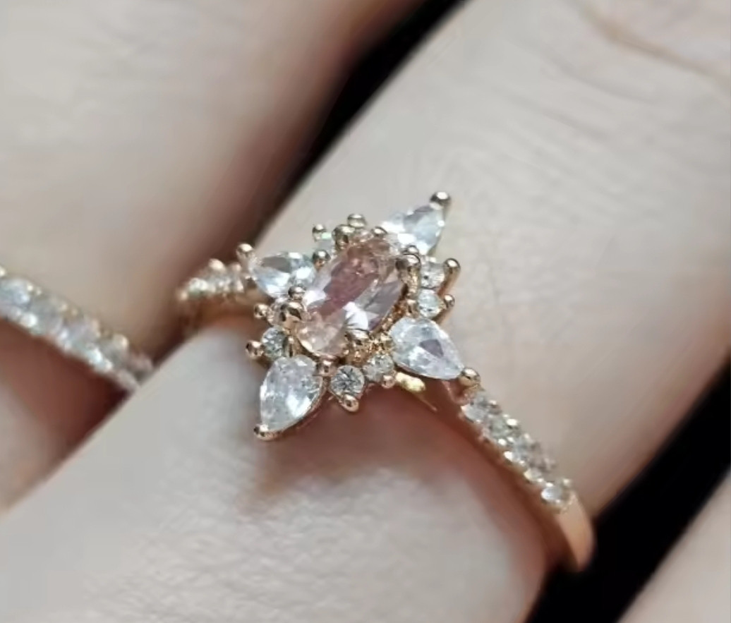 新作モアサナイトリング&ピアス2点セット　クリスマスギフト　早割　4爪　0.5ct　ピアス  押しリング　ゴールドジュエ