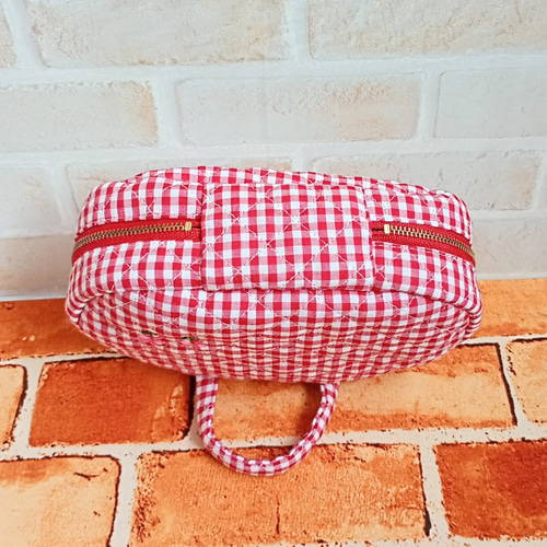 13cmぬいぐるみの入るキルティングバッグ(赤チェック) ハンドバッグ