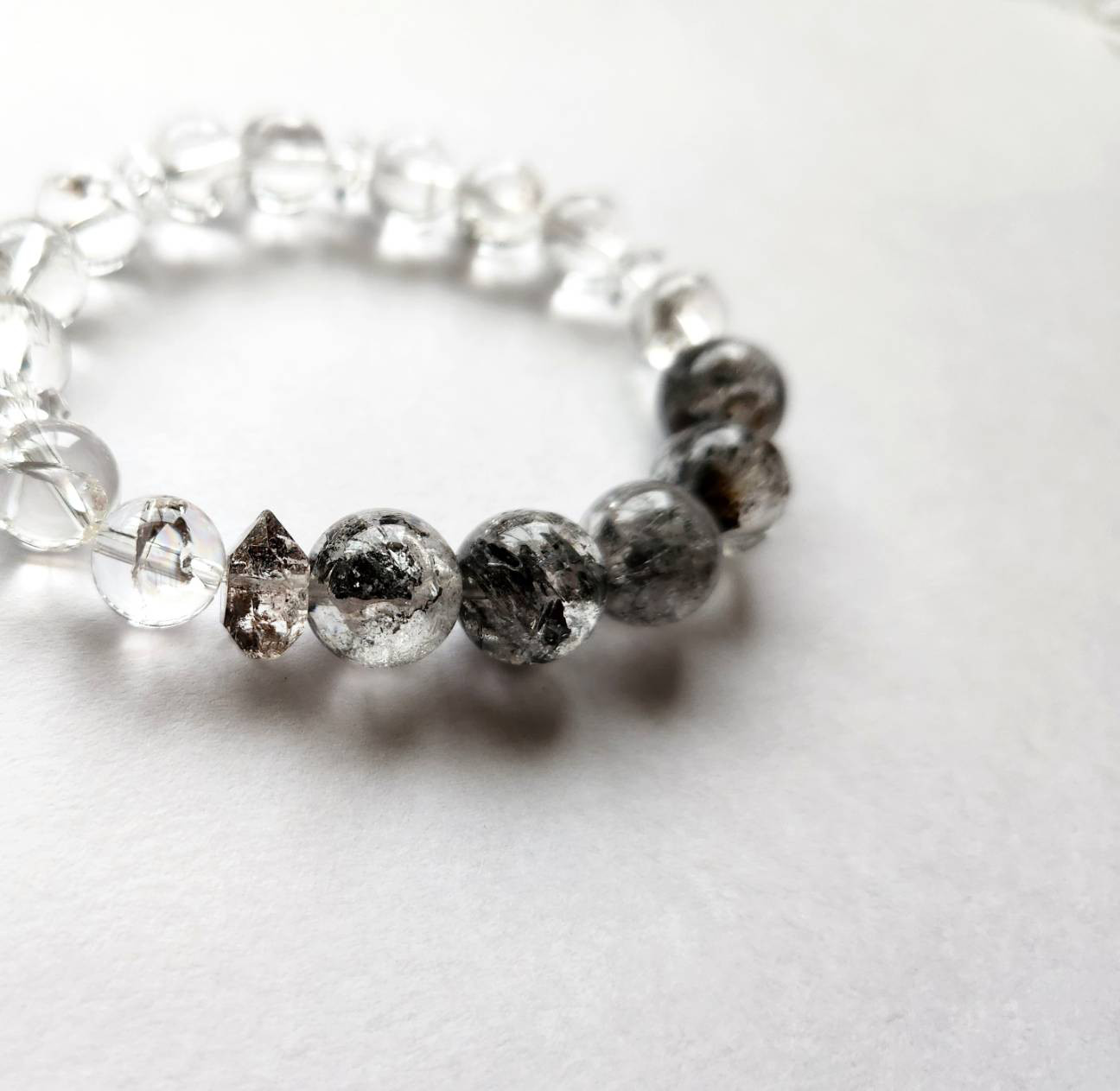 *ヒマラヤ水晶とアイリスクォーツのブレスレット