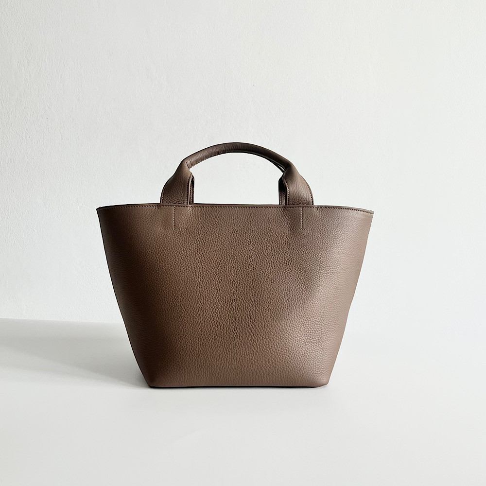 高級本革トートバッグ　ファスナー付き　大容量バッグ　通勤バッグ　Etaupe