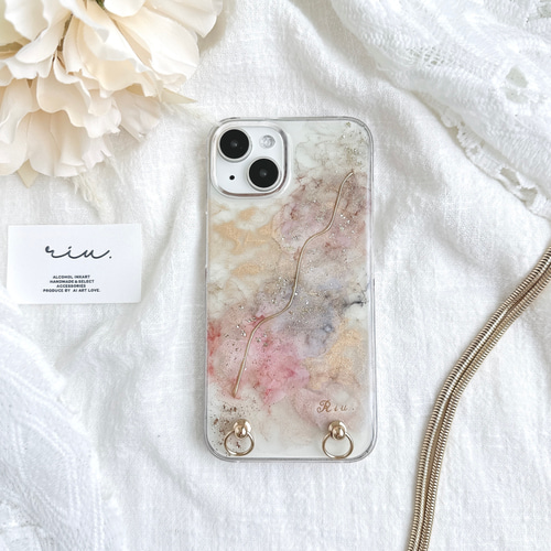 Society6  iPhoneケース  アート バナナ ピンク くすみピンク グレージュ アルコールインクアート ニュアンス