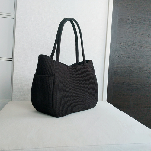 ブラック ヌビ たっぷりポケット ぷっくりバッグ トートバッグ mh 通販