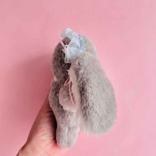 グレーなフワフワロップちゃん 手のひらサイズのぬいぐるみ♡頭に
