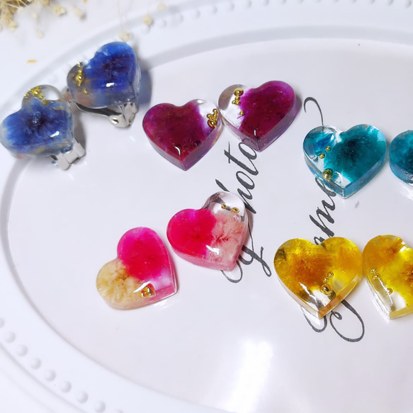 ハート　レジン　カボション　ピアス　ハンドメイド　イヤリング変更可 レジンカボションピアスハンドメイドイヤリング変更可 レッド系