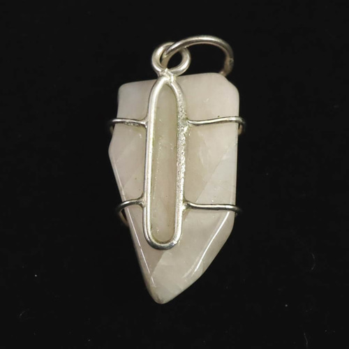 H＆E社フェナカイト ワイヤーラップ ペンダント 3.2g #35285