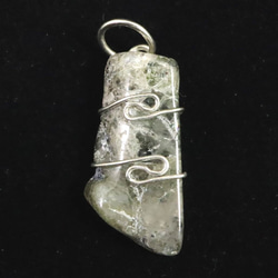 H＆E社フェナカイト ワイヤーラップ ペンダント 3.0g #82246