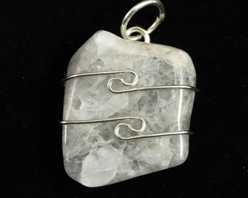 H＆E社フェナカイト ワイヤーラップ ペンダント 3.9g #77299