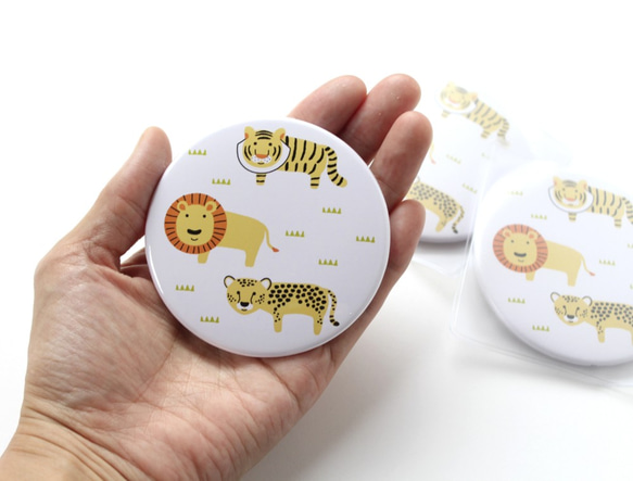 コンパクトミラー（ねこ科の３匹） 3枚目の画像