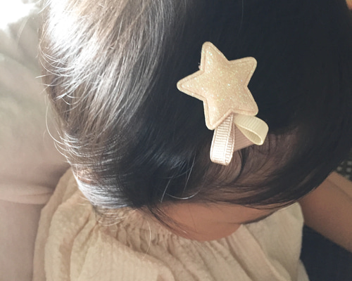ヘアゴム　ベビーヘアクリップ　流れ星 03209438fc3fe7c27418857e483365