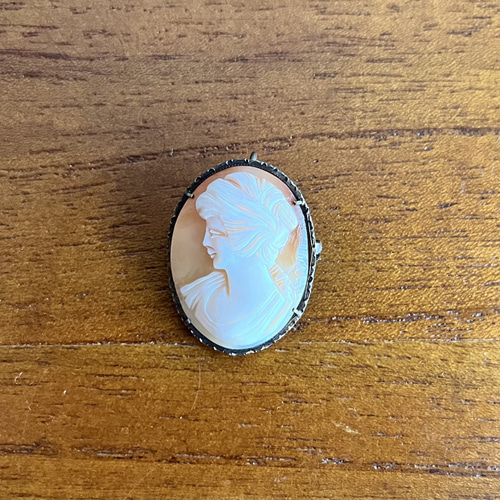 イタリア製の古いカメオ Cameo アンティーク 2WAY ブローチ&ペンダント