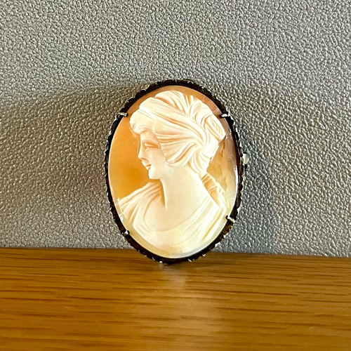 イタリア製の古いカメオ Cameo アンティーク 2WAY ブローチ&ペンダント
