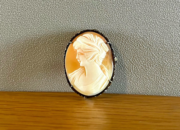 CAMEO カメオペンダントトップ&ブローチ２way／K18刻印／ イタリア製 イタリア製の古いカメオ Cameo アンティーク 2WAY ブローチ&ペンダント