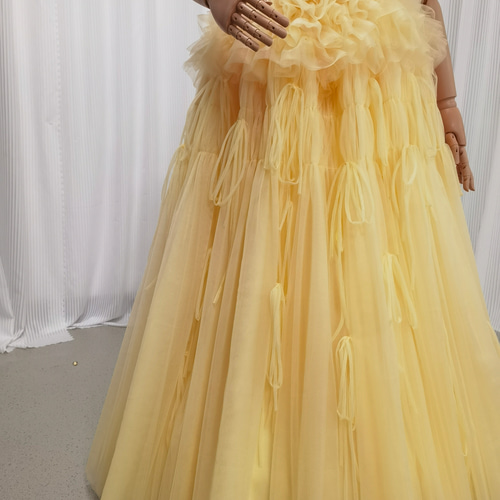 送料無料！カラードレス ベアトップ 編み上げ クリームイエロー リボン