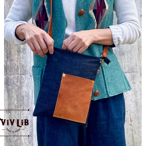 男女兼用/セルビッチデニム×革ポケットのサコッシュ・13.5oz・スマホ