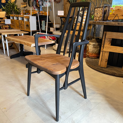 在庫あり 椅子　スツール　キッチン　リビング　ダーク　ブラック　パイン材　天然木 在庫あり 椅子 スツール キッチン リビング ダーク ブラック パイン材