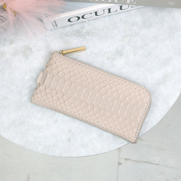 美品✨ベイジ　フェイクレザー　ダイヤキルト　ノーカラーブルゾン 4 薄ベージュ CINDY / ダブルカラージャケット （ノーカラージャケット