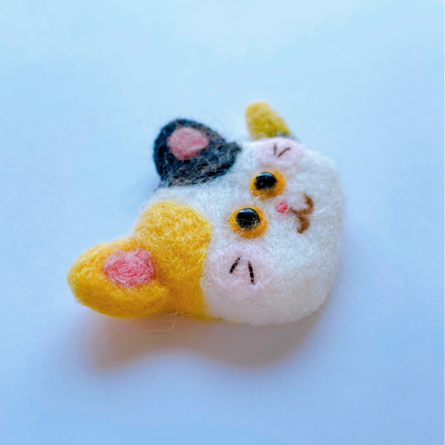 羊毛フェルト猫 ブローチ リアル可愛い三毛猫ちゃん special ver