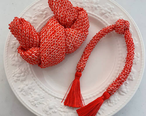 ☆おはりばこ☆ 七五三用髪飾りセット 7歳 つまみ細工 かのこ ちんころ 櫛 楽天市場】【七五三 髪飾り】 日本髪 7歳 3歳 こども用 房付き