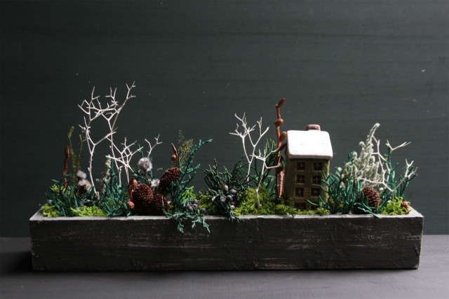 冬の物語。。。プリザーブド針葉樹のアレンジメント＜M-size＞