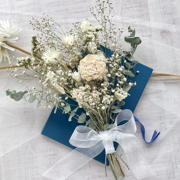 ウェディングブーケ ホワイトグリーン ウェディングブーケ ホワイトグリーンナチュラル ブートニア