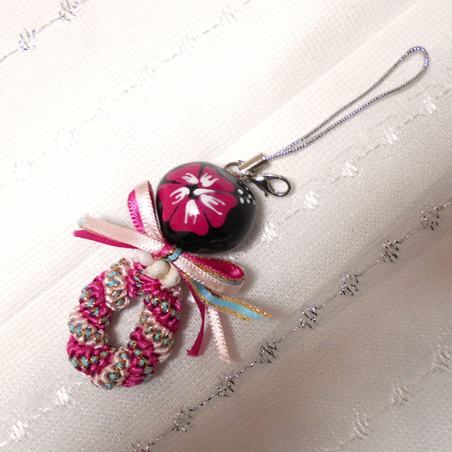 ハンドメイド*リボンレイ*ストラップ*ハワイアンレイ*ククイナッツ