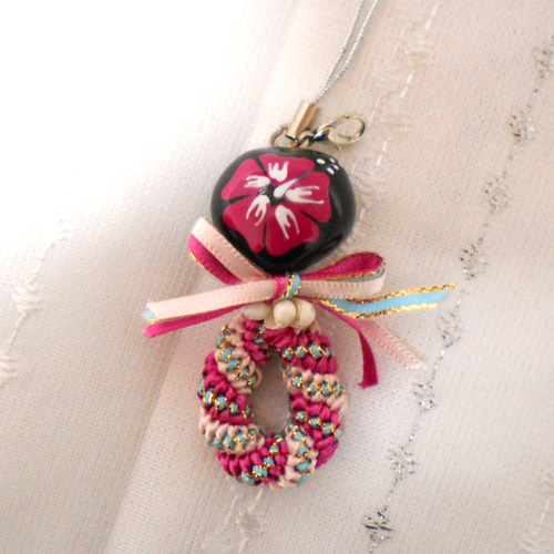 ハンドメイド*リボンレイ*ストラップ*ハワイアンレイ*ククイナッツ 