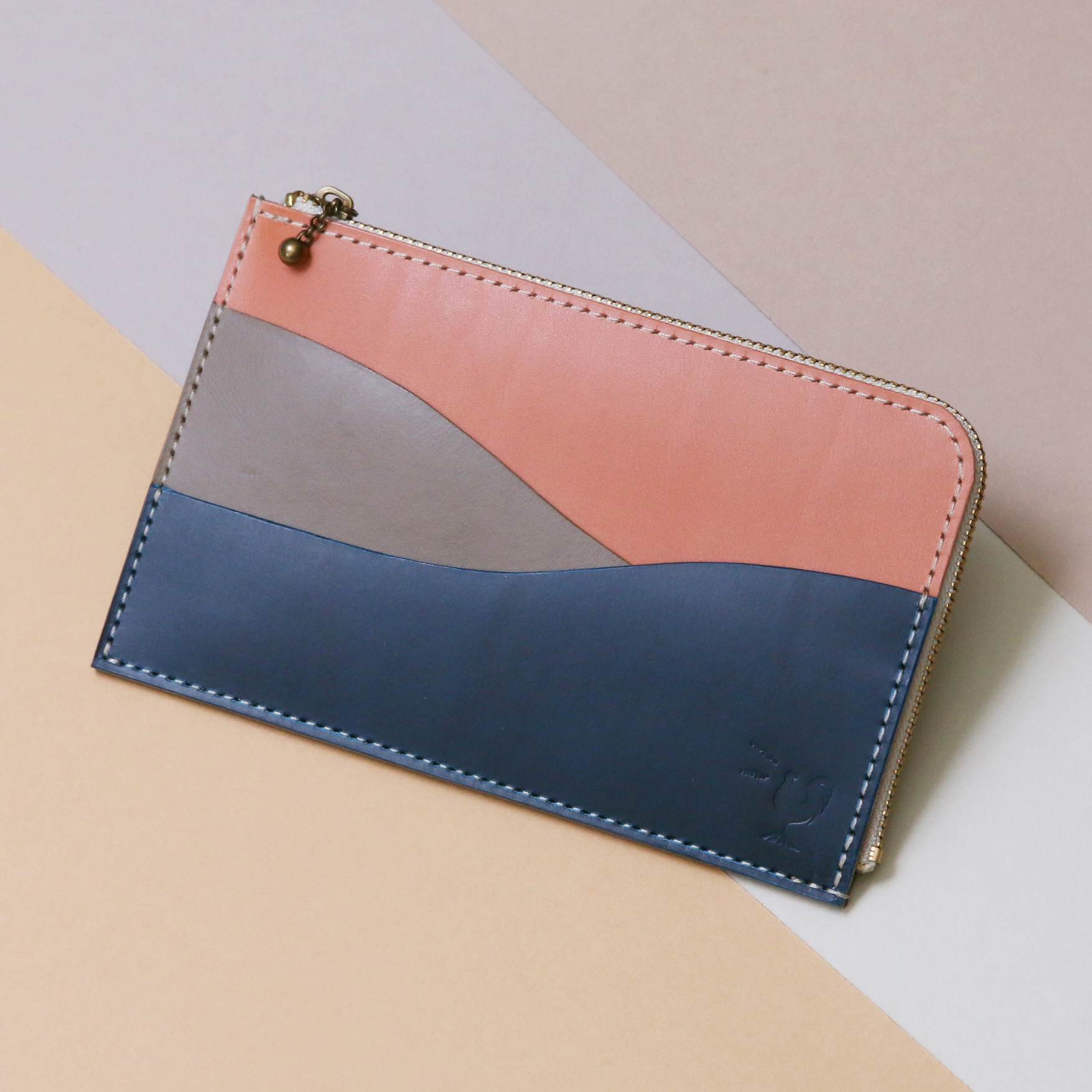 マルチレザーポーチ『 boshoku 』｜ 通帳やスマホ用ポーチとしておすすめ