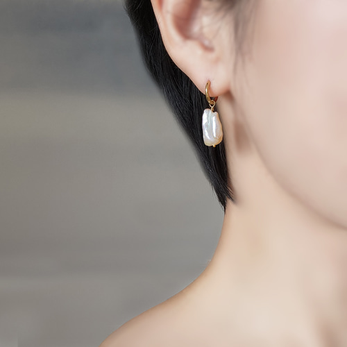 大粒バロック真珠のサージカルステンレス小フープピアス ～Gold/Silver