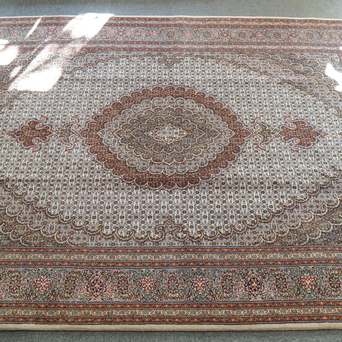 手織りペルシャ絨毯　タブリーズ産　50raj　245&200cm 214×150cm ペルシャ手織り絨毯 タブリーズ産 50RAJ カーペット