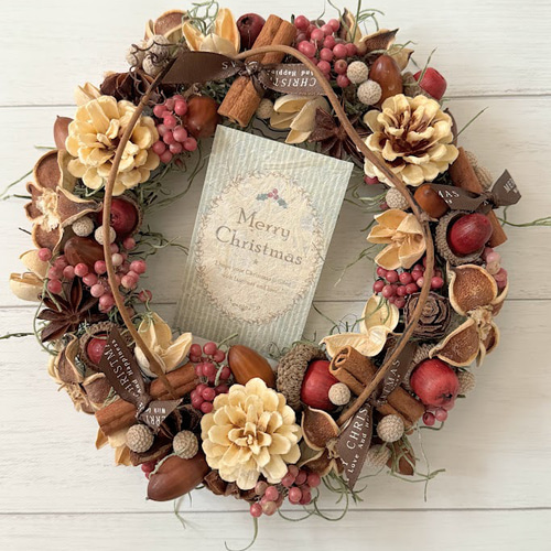 クリスマスリース2024 木の実 森の贈り物 赤い実 どんぐり