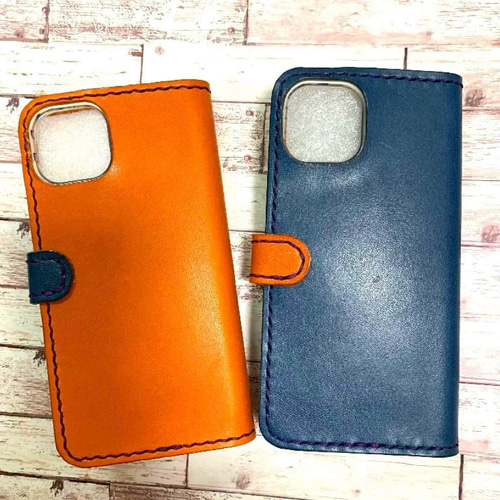 3枚ポケット付き栃木レザー iPhoneケース キャメル×ネイビー