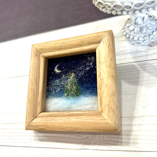 羊毛フェルトフレーム 星降る夜のクリスマスツリー SOLD フォト
