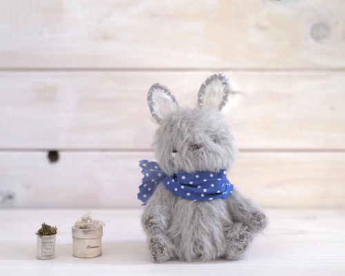 うさぎのぬいぐるみ 水玉のスカーフのうさぎさん テディベア