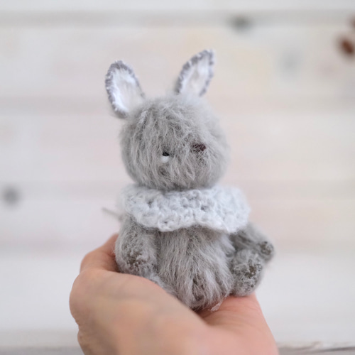 うさぎのぬいぐるみ 水玉のスカーフのうさぎさん テディベア