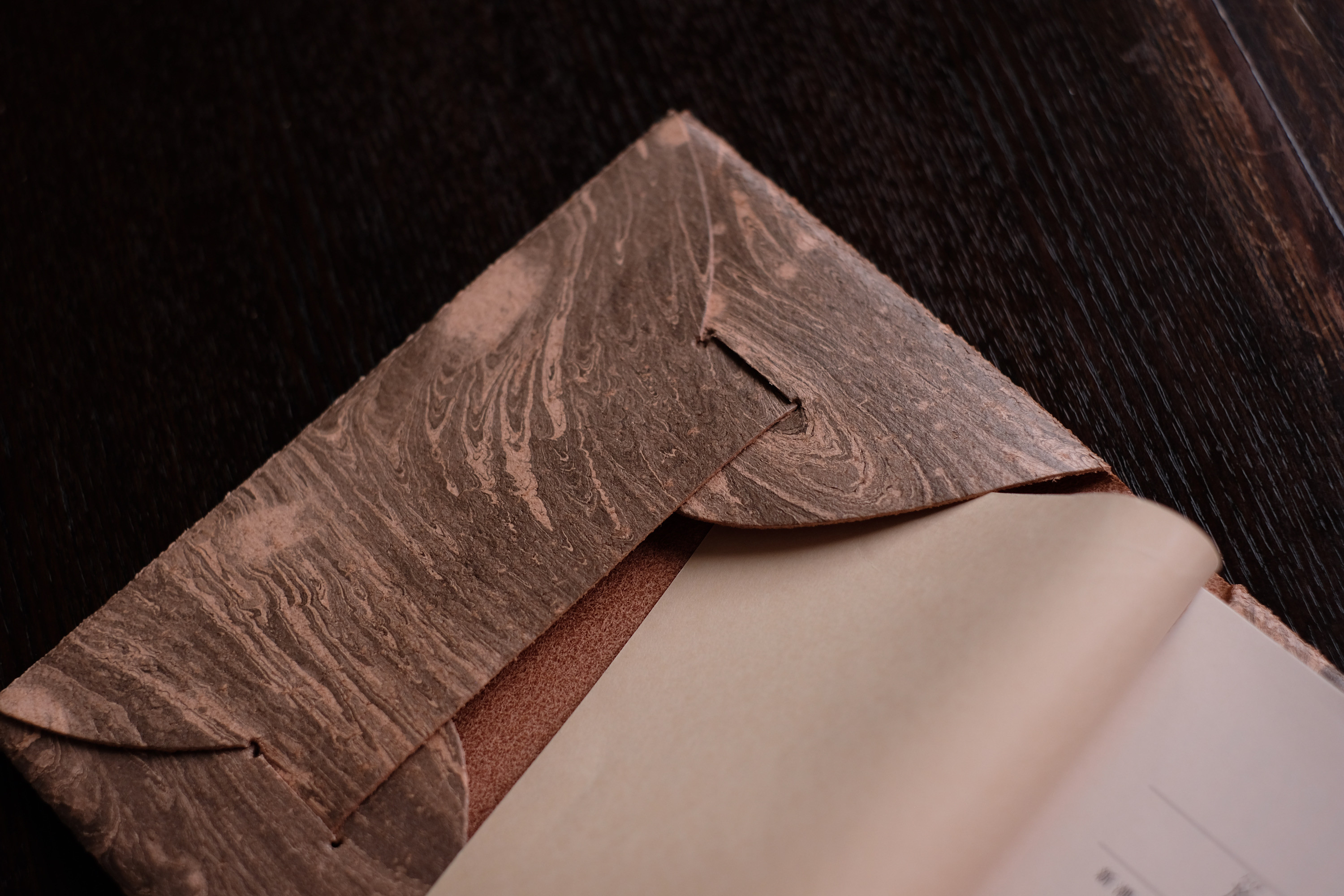 レザーブックカバー 手帳カバー A6 文庫本 革 一点物　#4