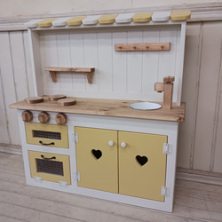 木製おままごとキッチン　窓付きタイプ 437c0b1f7dcecee958fb9078066361