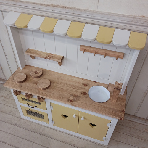 90 センチワイドタイプ おままごと キッチン 木製 チェッカーガラス扉