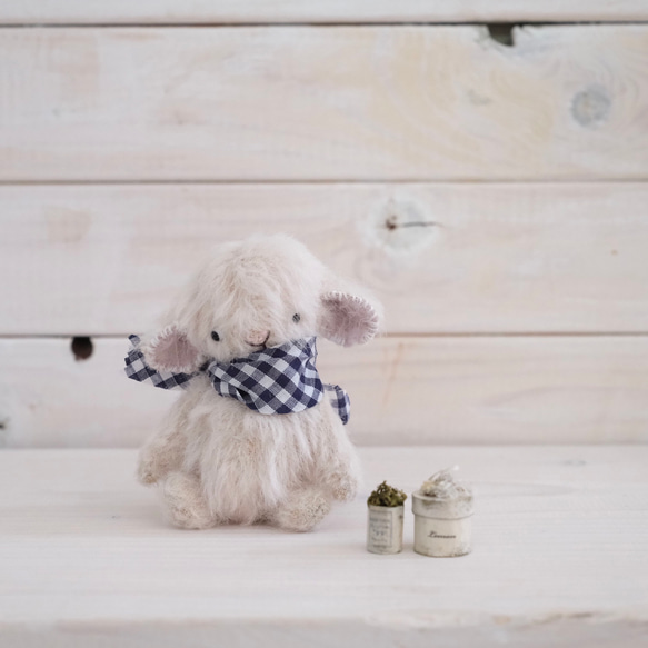 チェックのスカーフ羊のぬいぐるみ ドールのお友達 ひつじのぬいぐるみ