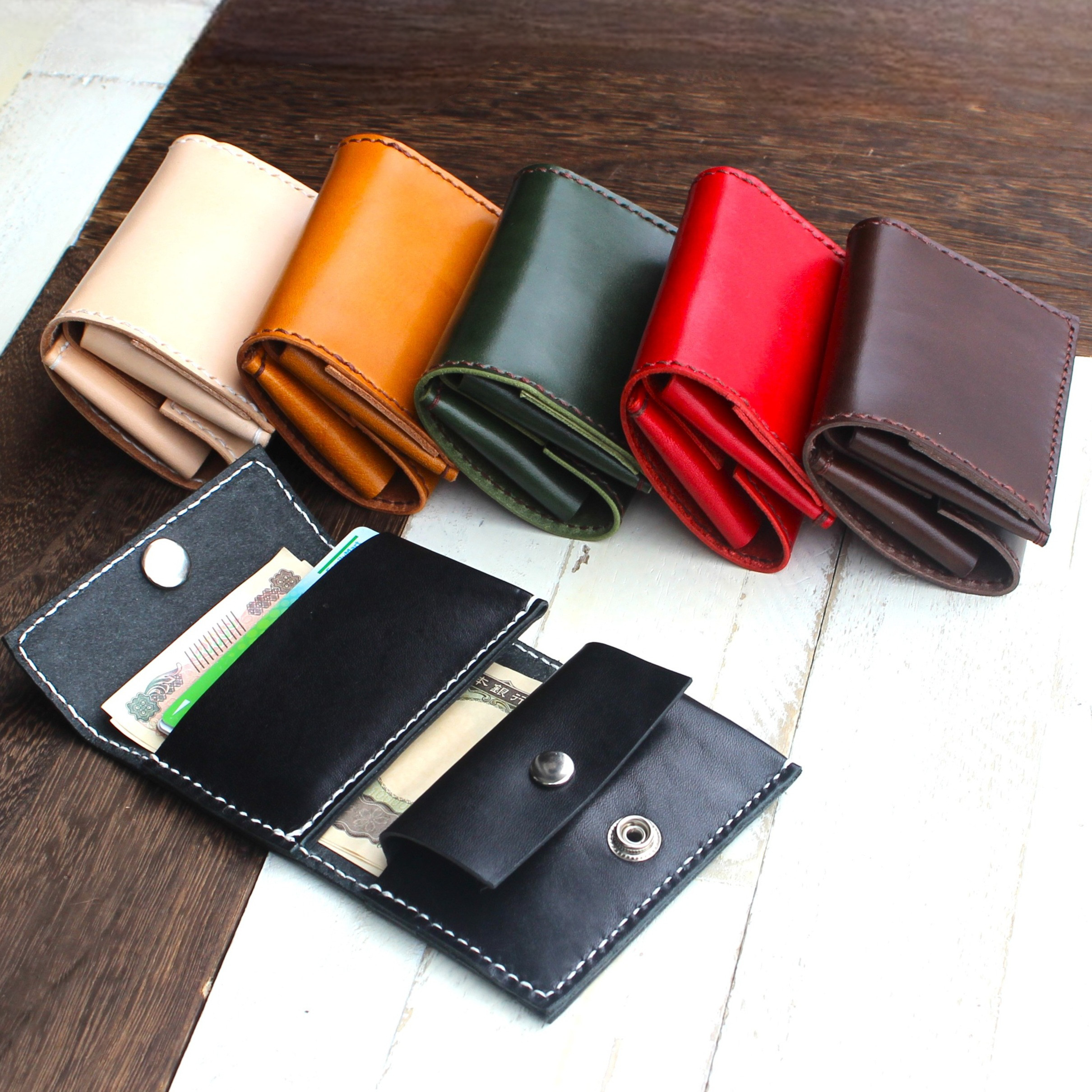 【名入れ無料】本革のコンパクトなお財布　ミニ財布