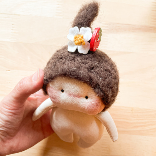 ハンドメイド ドールチャーム　バッグチャーム　人形　クリスマス　手作り人形 ハンドメイド ドールチャーム バッグチャーム お人形 - メルカリ