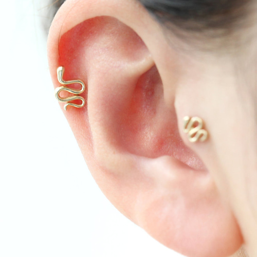 14K金 ゴールド 蛇 ヘリックス 軟骨 アンチトラガス アウター インナー