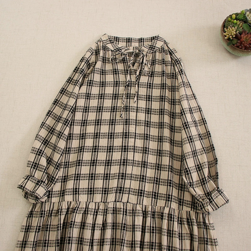 コットン☆チェック柄☆ロングワンピース】2カラー展│紐│丸