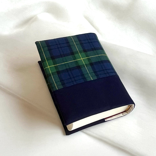 男女問わず人気！小型聖書カバー＆讃美歌カバーセット おしゃれな2種類