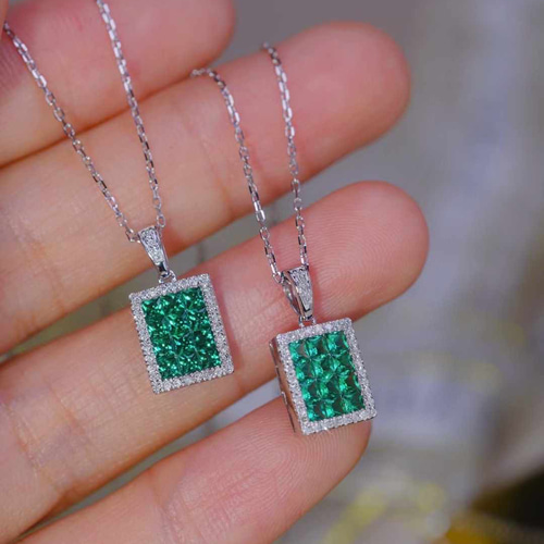 エメラルドダイヤモンドネックレス K18 新品 ペンダントトップ Aurora  