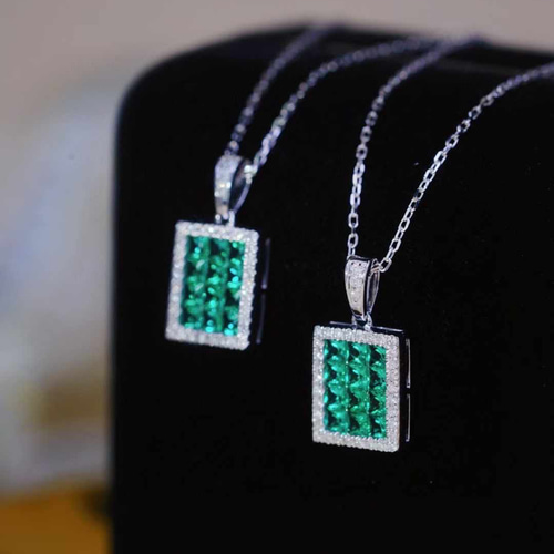 エメラルドダイヤモンドネックレス K18 新品 ペンダントトップ Aurora  