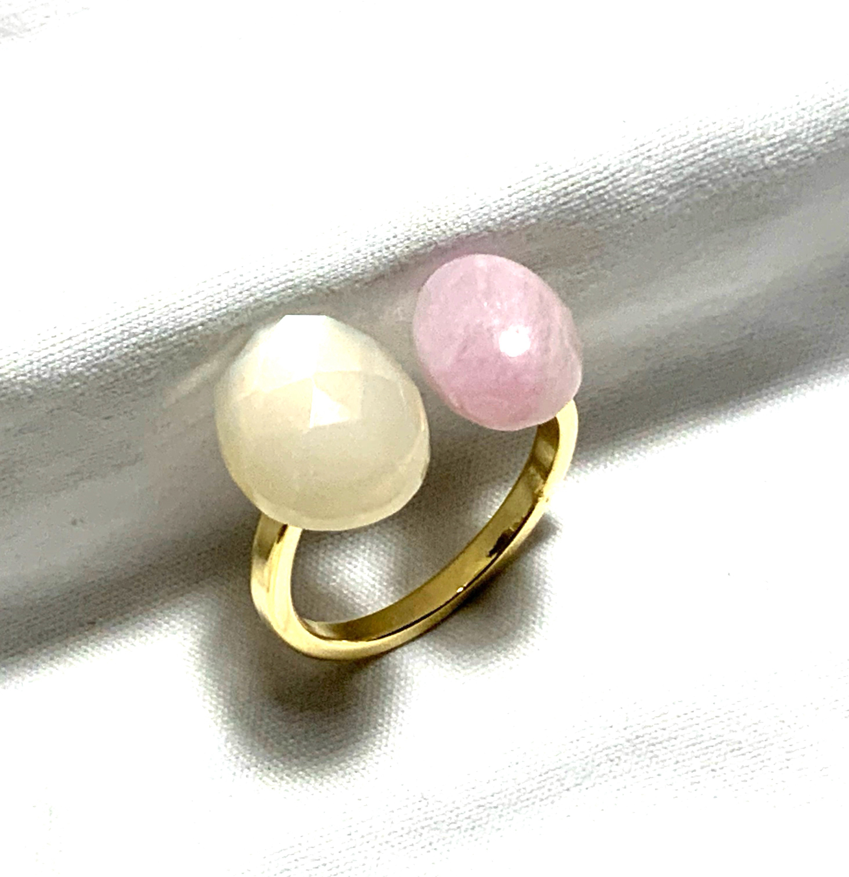 Op.3 ローズカット入りホワイトムーンストーンと高品質クンツァイト　フォークリング