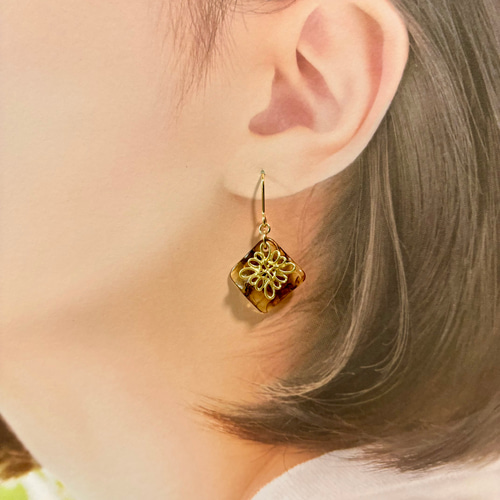 No.62】マーブルスクエアとマットゴールドのデザインピアスor  