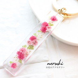 カヤ　　☪︎⋆☽様お取り置き　12/9まで　ウサギ　レジンヘアゴム　薔薇の鎖 お取り置き】レジン ヘアゴム （カヤ ☪︎⋆☽様お取り置き 12/9