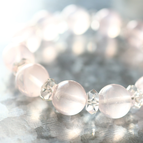 うるうるプルプル♪高クリア　マダガスカル産　ローズクォーツ　ブレスレット うるうるプルプル♪高クリア マダガスカル産 ローズクォーツ